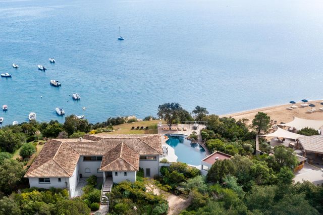 Maison à louer - 8 pièces - 500 m2 - Porto Vecchio - 201 - CORSE