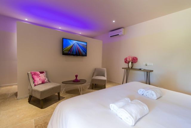 Maison à louer - 8 pièces - 500 m2 - Porto Vecchio - 201 - CORSE