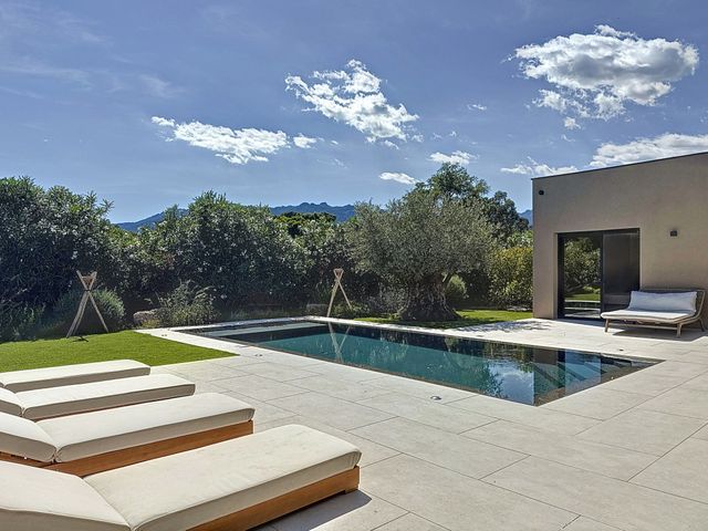 Maison à vendre - 4 pièces - 151 m2 - Lecci - 201 - CORSE