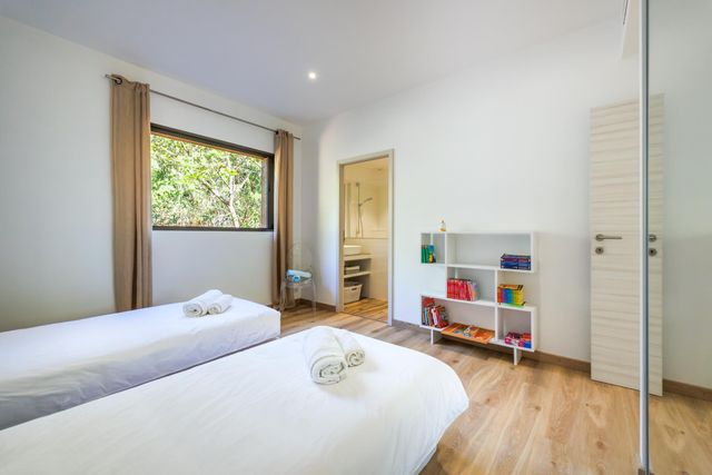 Maison à louer - 6 pièces - 254 m2 - Porto Vecchio - 201 - CORSE