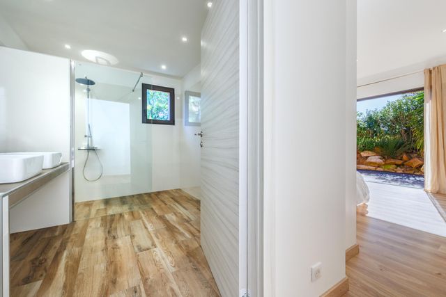 Maison à louer - 6 pièces - 254 m2 - Porto Vecchio - 201 - CORSE