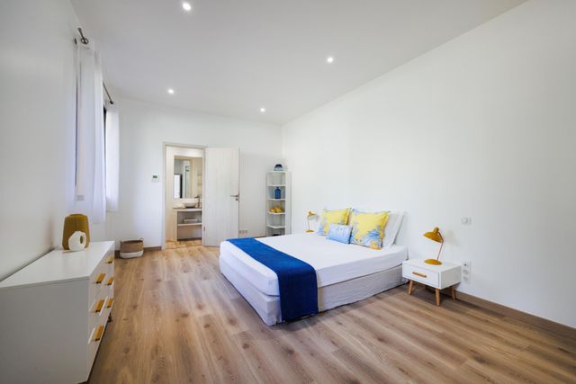 Maison à louer - 6 pièces - 254 m2 - Porto Vecchio - 201 - CORSE