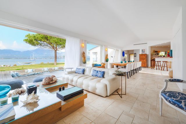 Maison &agrave; vendre - 7 pi&egrave;ces - 300 m2 - Porto Vecchio - 201 - CORSE