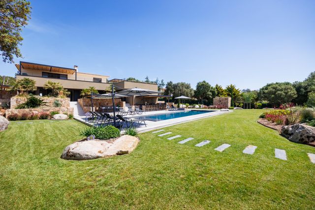 Maison à louer - 7 pièces - 300 m2 - Zonza - 201 - CORSE