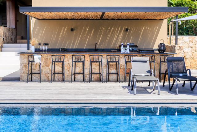 Maison à louer - 7 pièces - 300 m2 - Zonza - 201 - CORSE