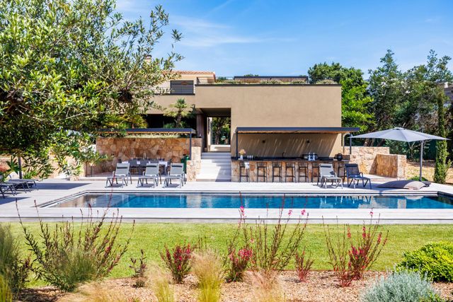 Maison à louer - 7 pièces - 300 m2 - Zonza - 201 - CORSE