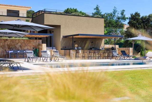 Maison à louer - 7 pièces - 300 m2 - Zonza - 201 - CORSE