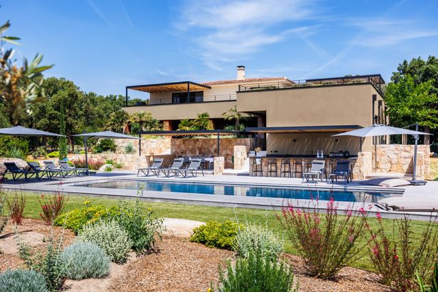 Maison à louer - 7 pièces - 300 m2 - Zonza - 201 - CORSE