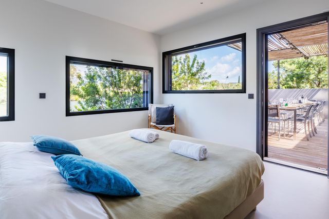 Maison à louer - 7 pièces - 265 m2 - Lecci - 201 - CORSE