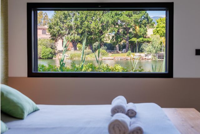 Maison à louer - 7 pièces - 265 m2 - Lecci - 201 - CORSE