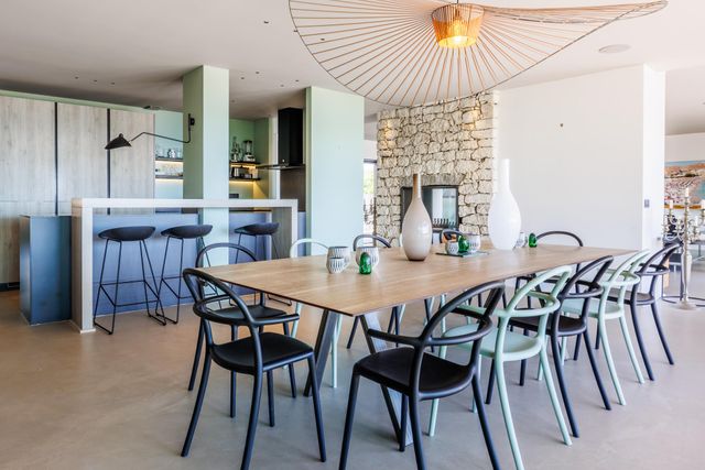 Maison à louer - 7 pièces - 265 m2 - Lecci - 201 - CORSE