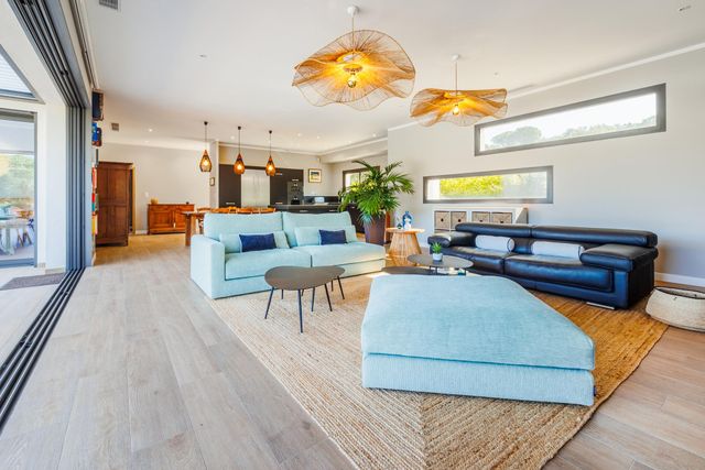 Maison à louer - 4 pièces - 190 m2 - Zonza - 201 - CORSE