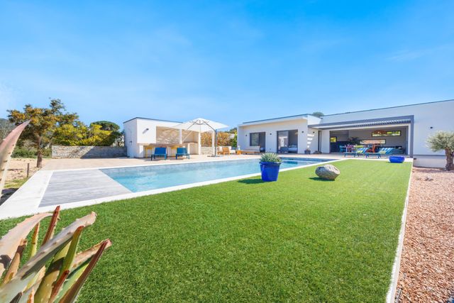 Maison à louer - 4 pièces - 190 m2 - Zonza - 201 - CORSE