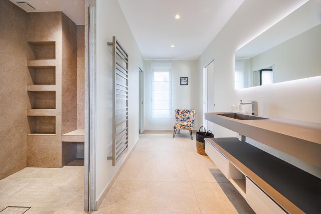 Maison à louer - 5 pièces - 200 m2 - Porto Vecchio - 201 - CORSE