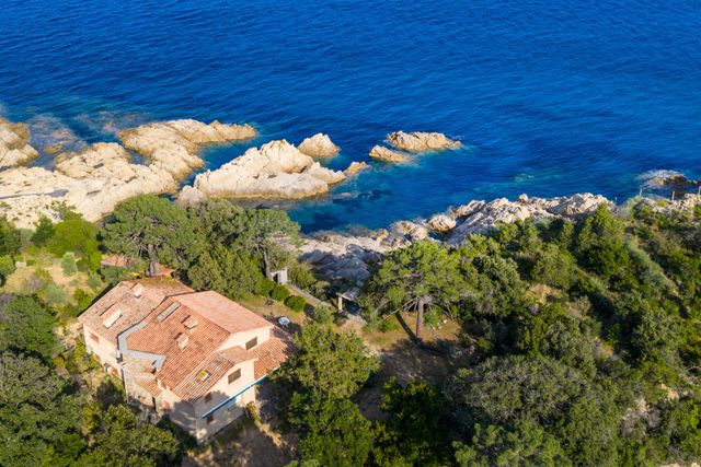 Maison à vendre - 10 pièces - 200 m2 - Sari Solenzara - 201 - CORSE