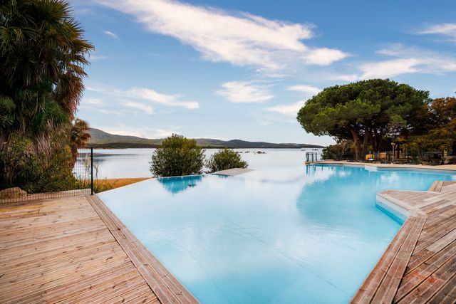 Appartement T5 à vendre - 5 pièces - 105,30 m2 - Pianotolli Caldarello - 201 - CORSE