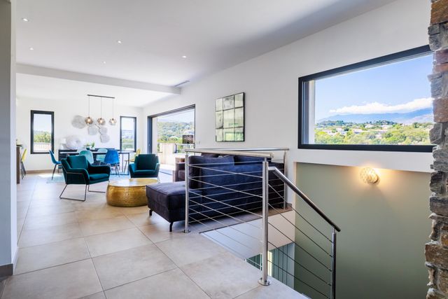 Maison à vendre - 4 pièces - 141 m2 - Porto Vecchio - 201 - CORSE