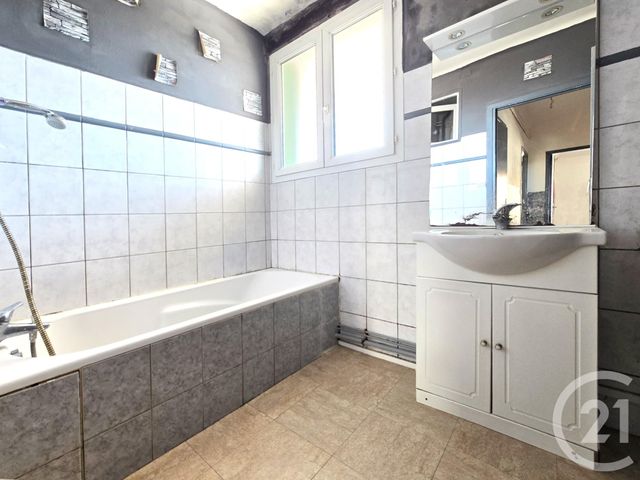 Appartement T3 à vendre - 3 pièces - 61,02 m2 - Albi - 81 - MIDI-PYRENEES