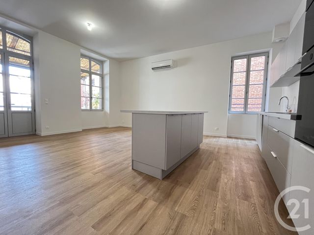 Appartement T3 &agrave; louer - 3 pi&egrave;ces - 94,21 m2 - Albi - 81 - MIDI-PYRENEES