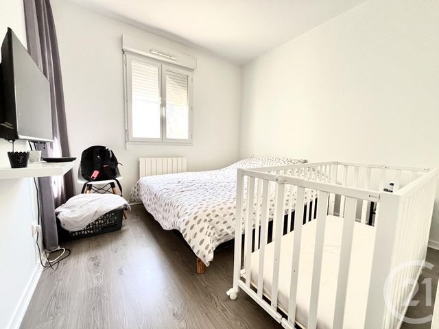 Appartement T3 &agrave; louer - 3 pi&egrave;ces - 54,71 m2 - Cagnac Les Mines - 81 - MIDI-PYRENEES