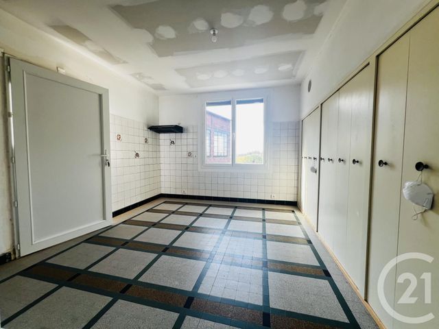 Maison &agrave; louer - 6 pi&egrave;ces - 176 m2 - Valderies - 81 - MIDI-PYRENEES