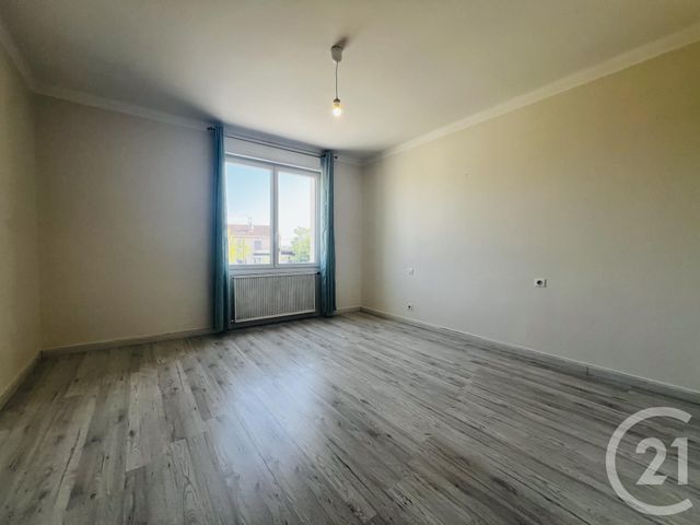 Maison &agrave; louer - 6 pi&egrave;ces - 176 m2 - Valderies - 81 - MIDI-PYRENEES