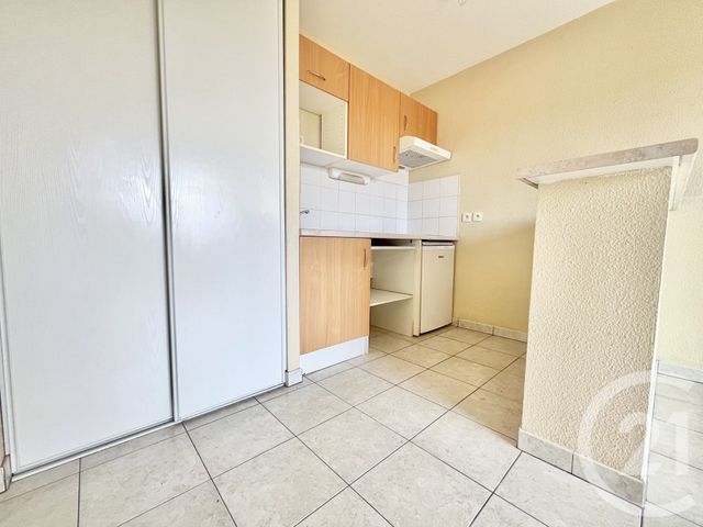 Appartement Studio &agrave; louer - 1 pi&egrave;ce - 31,78 m2 - Albi - 81 - MIDI-PYRENEES