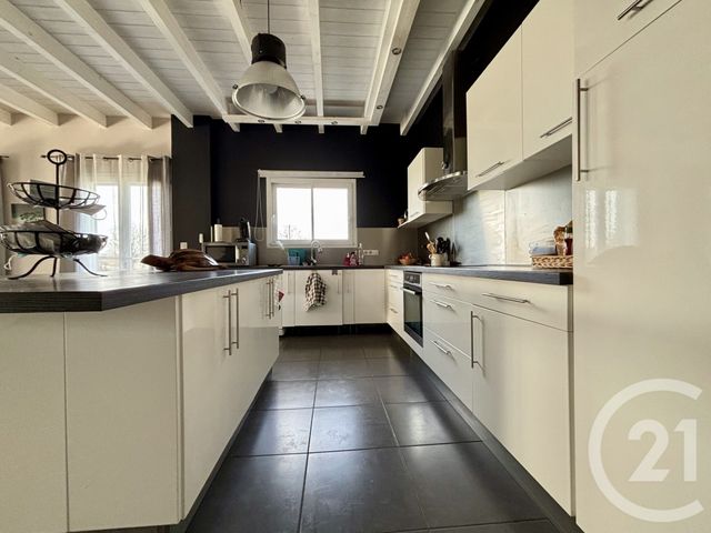 Maison &agrave; louer - 7 pi&egrave;ces - 216,08 m2 - Lagrave - 81 - MIDI-PYRENEES