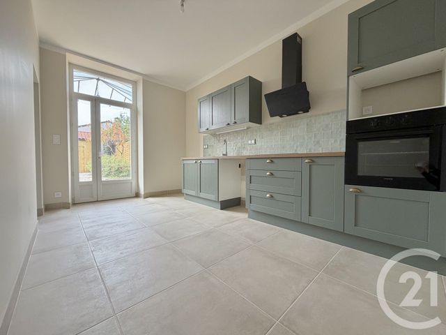 Maison &agrave; louer - 4 pi&egrave;ces - 123,10 m2 - Carmaux - 81 - MIDI-PYRENEES