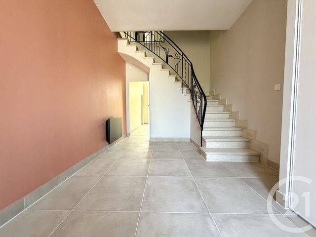 Maison &agrave; louer - 4 pi&egrave;ces - 123,10 m2 - Carmaux - 81 - MIDI-PYRENEES