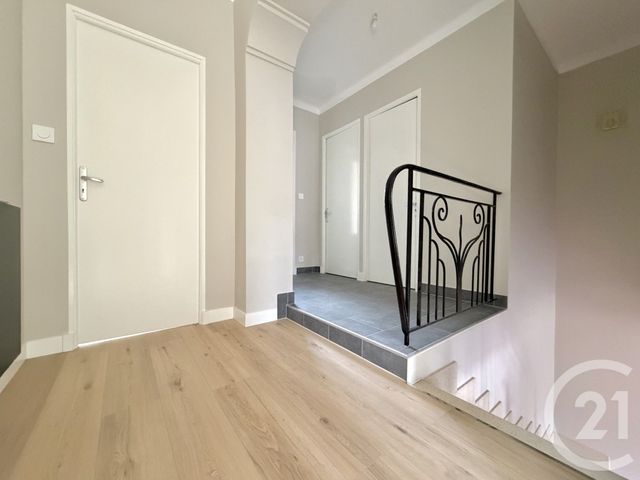 Maison &agrave; louer - 4 pi&egrave;ces - 123,10 m2 - Carmaux - 81 - MIDI-PYRENEES