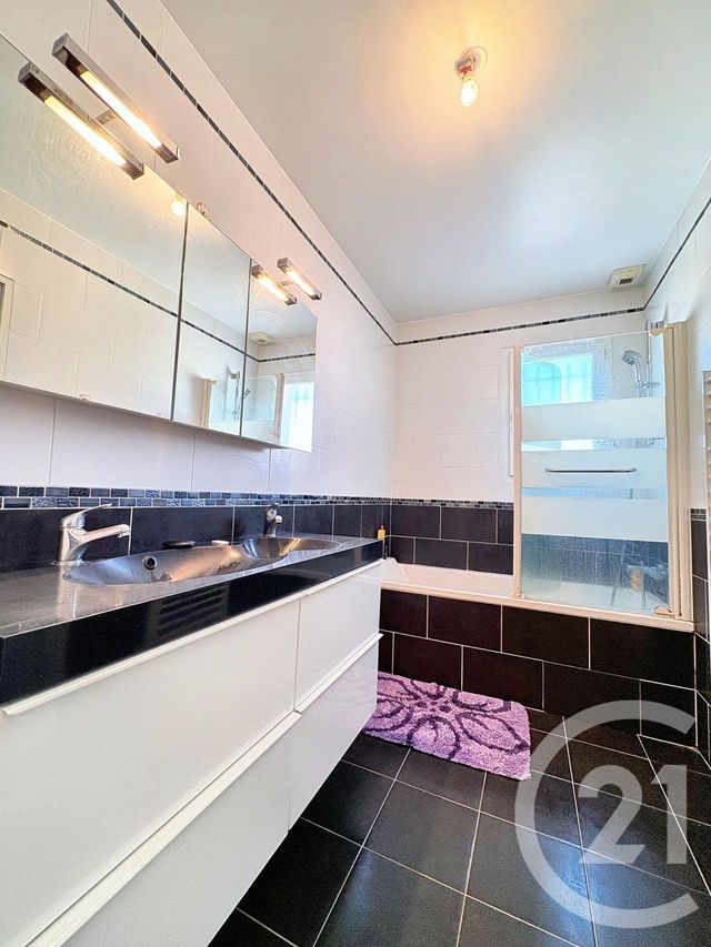 Maison à vendre - 5 pièces - 118,87 m2 - Martigues - 13 - PROVENCE-ALPES-COTE-D-AZUR