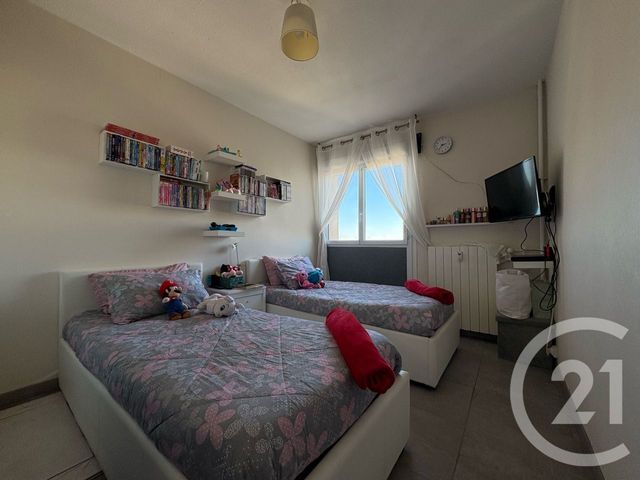 Appartement T4 à vendre - 5 pièces - 78,50 m2 - Port De Bouc - 13 - PROVENCE-ALPES-COTE-D-AZUR