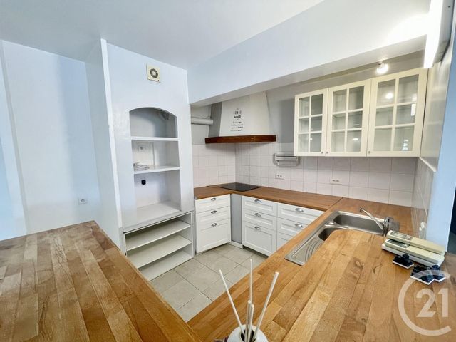 Appartement T5 à louer - 5 pièces - 109,87 m2 - Martigues - 13 - PROVENCE-ALPES-COTE-D-AZUR