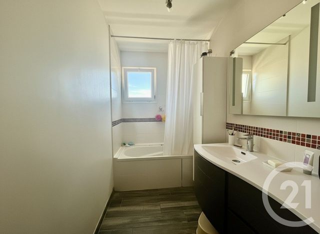 Appartement &agrave; vendre - 5 pi&egrave;ces - 101,26 m2 - Martigues - 13 - PROVENCE-ALPES-COTE-D-AZUR