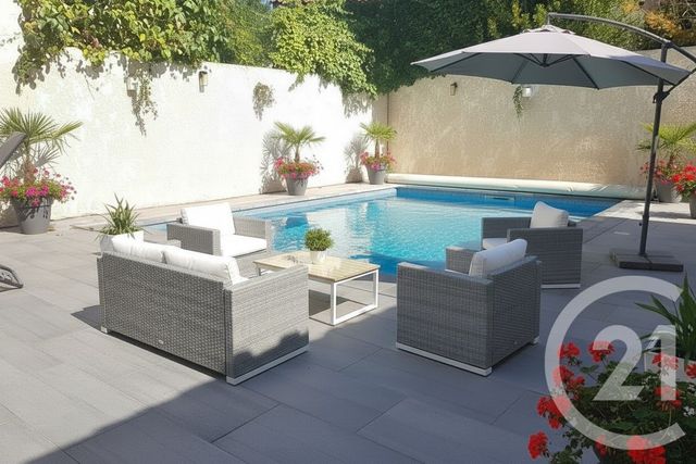 Maison à vendre - 5 pièces - 128 m2 - St Mitre Les Remparts - 13 - PROVENCE-ALPES-COTE-D-AZUR