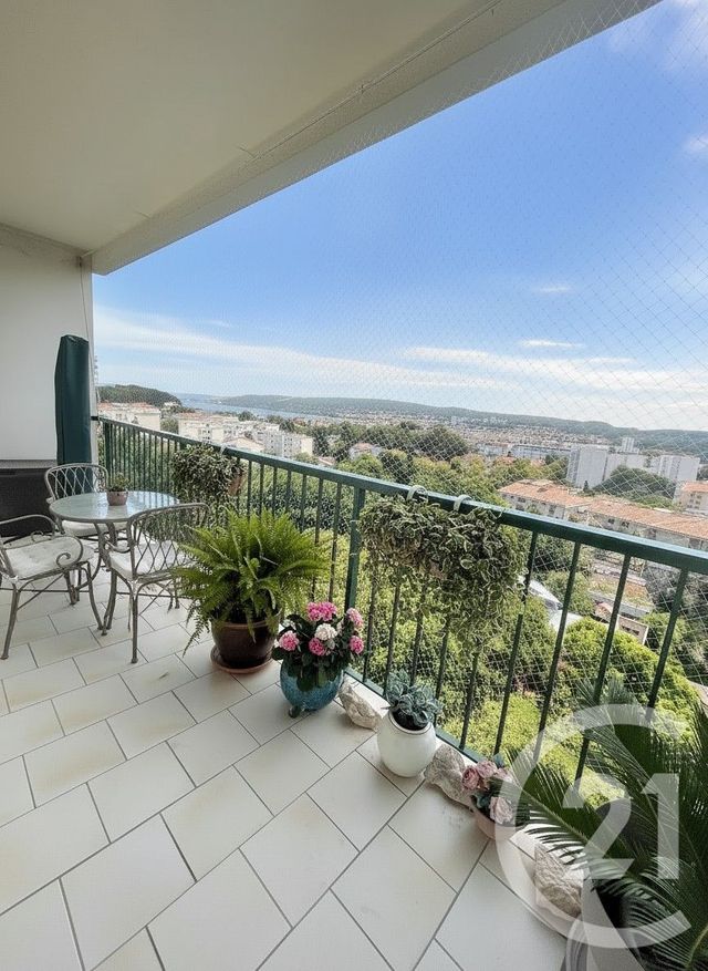 Appartement F5 à vendre - 5 pièces - 120,75 m2 - Martigues - 13 - PROVENCE-ALPES-COTE-D-AZUR