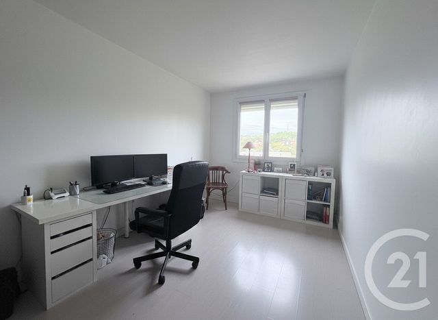 Appartement F5 à vendre - 5 pièces - 120,75 m2 - Martigues - 13 - PROVENCE-ALPES-COTE-D-AZUR