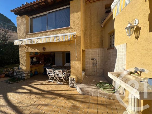 Maison à vendre - 5 pièces - 188 m2 - Martigues - 13 - PROVENCE-ALPES-COTE-D-AZUR