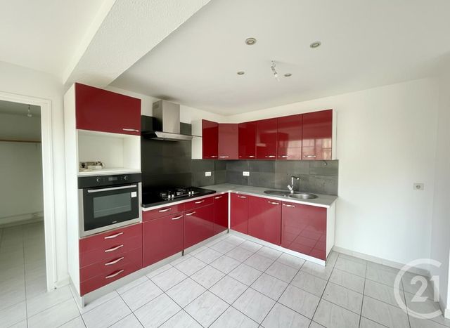 Appartement T5 &agrave; louer - 5 pi&egrave;ces - 116,47 m2 - Martigues - 13 - PROVENCE-ALPES-COTE-D-AZUR