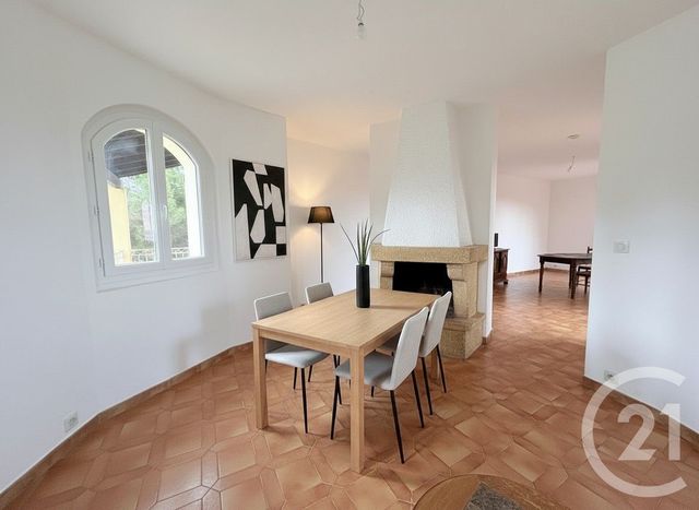 Maison &agrave; vendre - 7 pi&egrave;ces - 193 m2 - St Mitre Les Remparts - 13 - PROVENCE-ALPES-COTE-D-AZUR