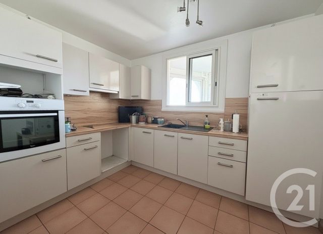 Appartement F4 &agrave; vendre - 4 pi&egrave;ces - 80 m2 - Martigues - 13 - PROVENCE-ALPES-COTE-D-AZUR