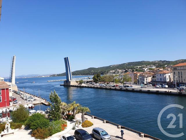 Appartement T3 &agrave; louer - 3 pi&egrave;ces - 89 m2 - Martigues - 13 - PROVENCE-ALPES-COTE-D-AZUR