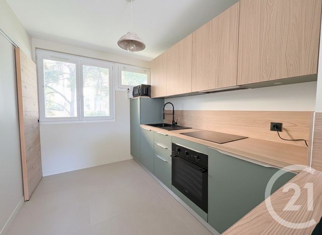 Appartement &agrave; vendre - 4 pi&egrave;ces - 67,20 m2 - Cassis - 13 - PROVENCE-ALPES-COTE-D-AZUR