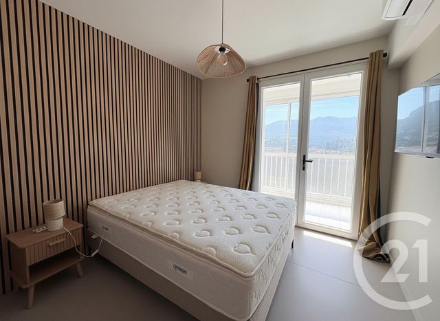 Appartement &agrave; vendre - 4 pi&egrave;ces - 67,20 m2 - Cassis - 13 - PROVENCE-ALPES-COTE-D-AZUR