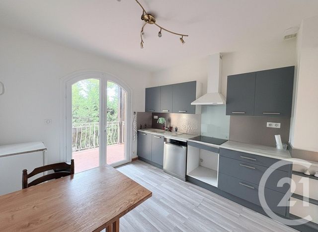 Appartement &agrave; vendre - 4 pi&egrave;ces - 114,81 m2 - St Mitre Les Remparts - 13 - PROVENCE-ALPES-COTE-D-AZUR