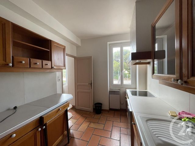 Appartement T4 &agrave; louer - 4 pi&egrave;ces - 104,30 m2 - Martigues - 13 - PROVENCE-ALPES-COTE-D-AZUR