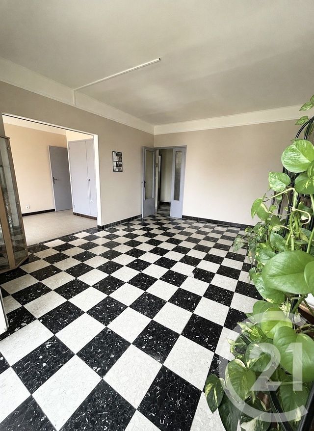 Appartement &agrave; vendre - 4 pi&egrave;ces - 85,81 m2 - Marignane - 13 - PROVENCE-ALPES-COTE-D-AZUR