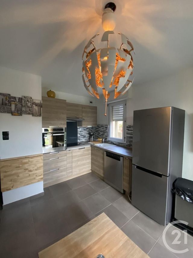Appartement T2 &agrave; louer - 2 pi&egrave;ces - 28,47 m2 - Martigues - 13 - PROVENCE-ALPES-COTE-D-AZUR