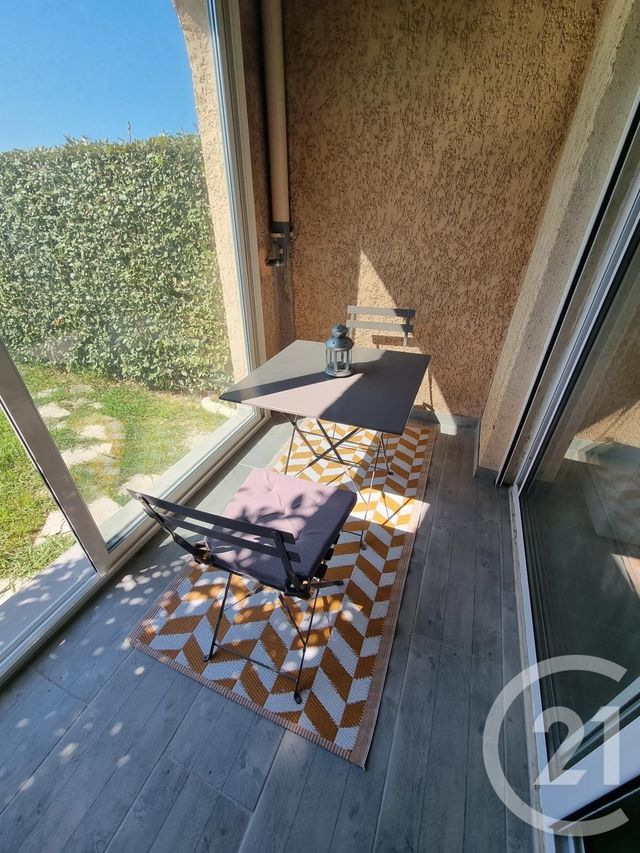 Appartement T2 &agrave; louer - 2 pi&egrave;ces - 28,47 m2 - Martigues - 13 - PROVENCE-ALPES-COTE-D-AZUR